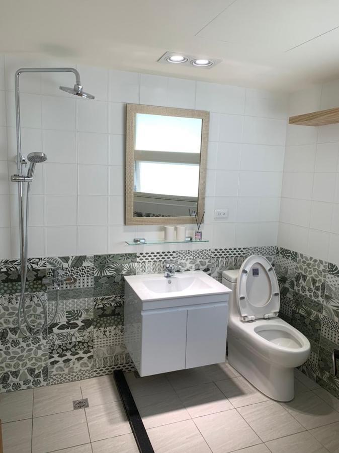 Hualien Friend House Apartamento Exterior foto